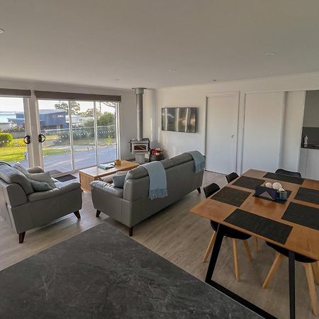 Binalong Brae @ Bay Of Fires Two Bedroom Both With Ensuites Binalong Bay Exterior photo