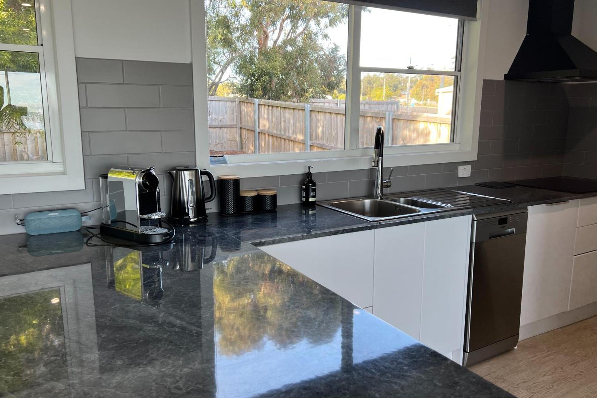 Binalong Brae @ Bay Of Fires Two Bedroom Both With Ensuites Binalong Bay Exterior photo