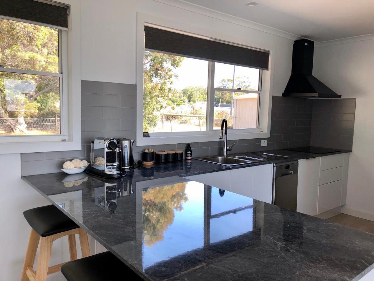 Binalong Brae @ Bay Of Fires Two Bedroom Both With Ensuites Binalong Bay Exterior photo